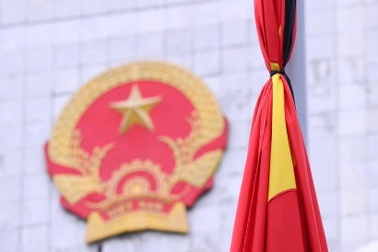 Treo cờ rủ, dừng các hoạt động văn hóa, giải trí trong 2 ngày Quốc tang