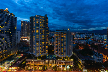 Sân bay quốc tế Cam Ranh hoạt động, địa ốc Nha Trang hưởng lợi