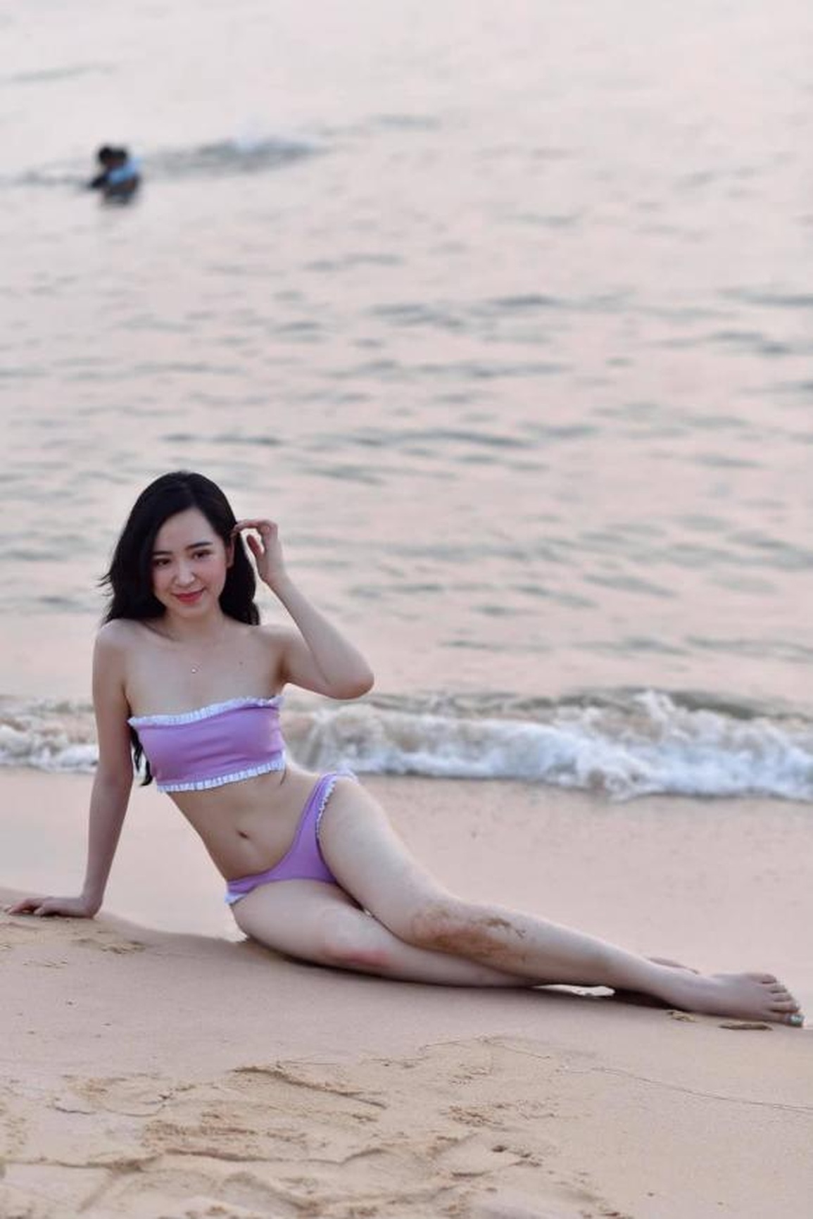 Bầm dập vì cảnh bị đánh ghen, Kim Oanh Thương ngày nắng về tiết lộ bí mật - 13 Bầm dập vì cảnh bị đánh ghen, Kim Oanh Thương ngày nắng về tiết lộ bí mật - 13