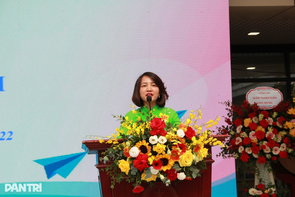 Lễ kỷ niệm 40 năm ngày Nhà giáo Việt Nam ở mái trường Thanh Xuân - 1 Lễ kỷ niệm 40 năm ngày Nhà giáo Việt Nam ở mái trường Thanh Xuân - 1