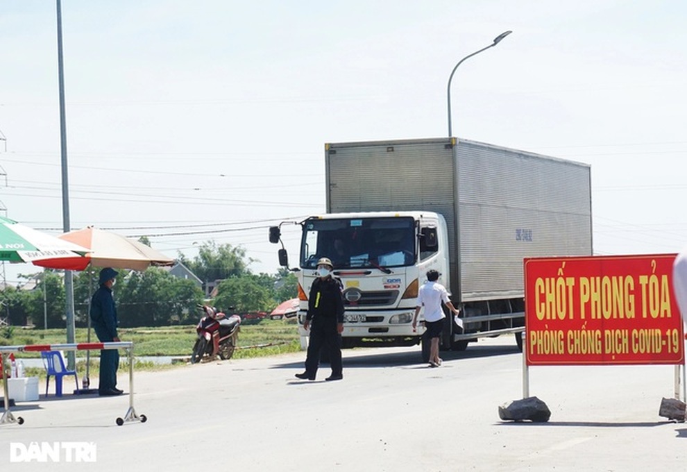 3 tài xế chở hàng tuyến TPHCM - Hà Nội dương tính SARS-CoV-2 - 1 3 tài xế chở hàng tuyến TPHCM - Hà Nội dương tính SARS-CoV-2 - 1