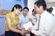 Quảng Trị: Tặng 44 "Mái ấm công đoàn" trị giá 1,3 tỉ đồng tới công nhân nghèo