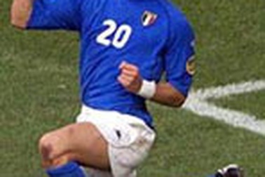 Totti kiên quyết “đoạn tuyệt” với sắc áo Thiên thanh