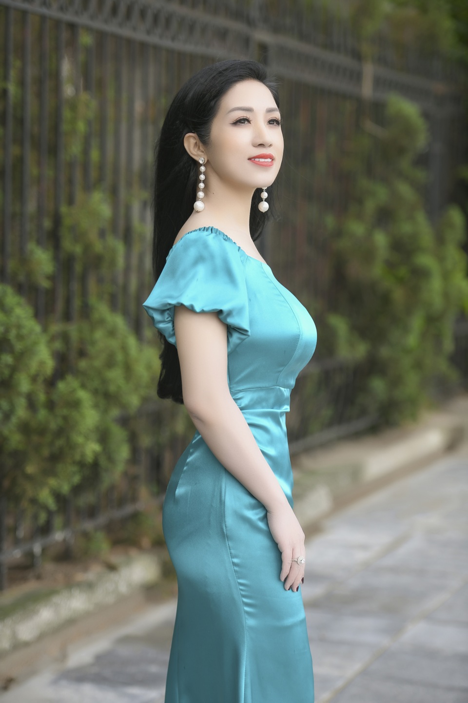 Sao Mai Phương Nga: “Mỗi người phụ nữ là một bông hoa đẹp!” - 1 Sao Mai Phương Nga: “Mỗi người phụ nữ là một bông hoa đẹp!” - 1