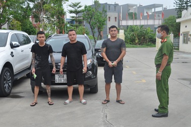 Khởi tố đối tượng cầm đầu băng nhóm bảo kê đánh người trọng thương