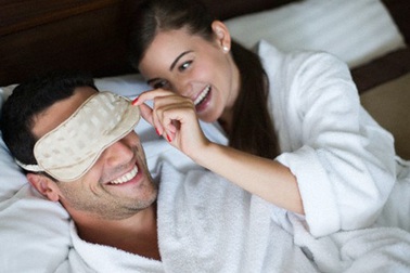 Thi thoảng họp hành thì nước nôi vẫn đầy đủ…