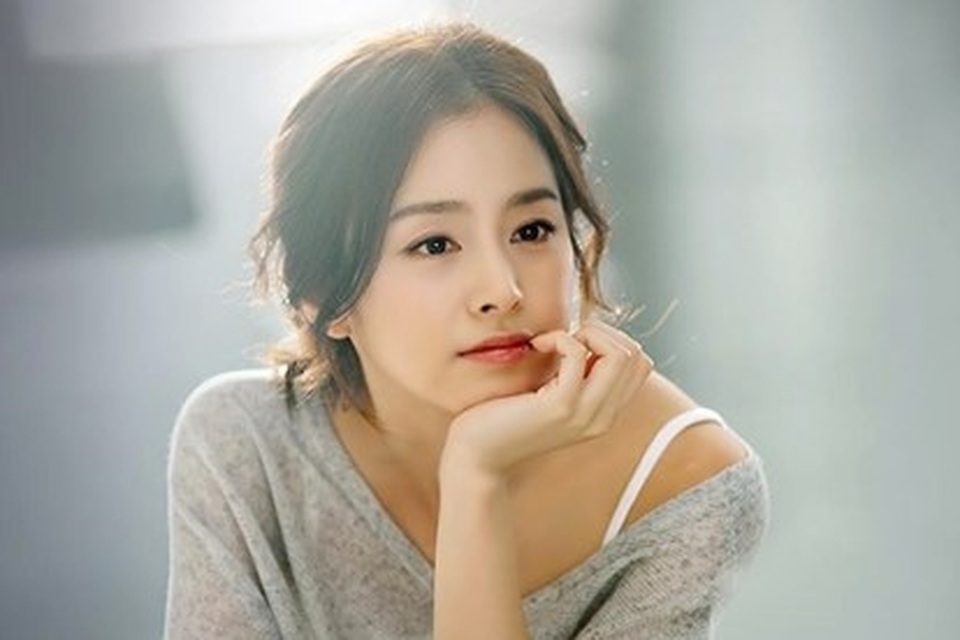 “Gái hai con” Kim Tae Hee “đốn tim” cộng đồng mạng với nhan sắc ngọt ngào - 14 “Gái hai con” Kim Tae Hee “đốn tim” cộng đồng mạng với nhan sắc ngọt ngào - 14