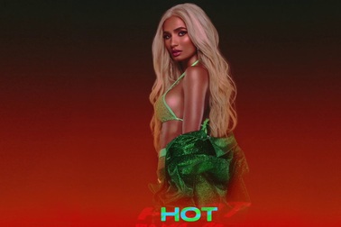 Pia Mia - HOT