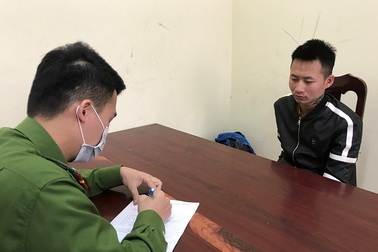 Tụ tập uống rượu giữa lúc cách ly xã hội rồi đâm chết người