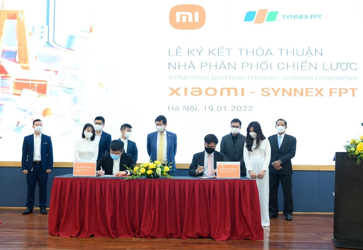 Xiaomi Việt Nam và Synnex FPT ký thỏa thuận hợp tác chiến lược - 1 Xiaomi Việt Nam và Synnex FPT ký thỏa thuận hợp tác chiến lược - 1