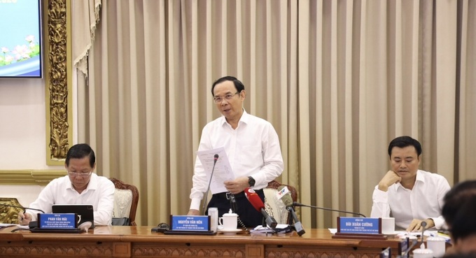 Bí thư TP.HCM Nguyễn Văn Nên phát biểu tại phiên họp.