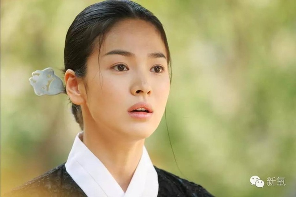 Nhan sắc nổi bật thời đi học của Song Hye Kyo - 6 Nhan sắc nổi bật thời đi học của Song Hye Kyo - 6