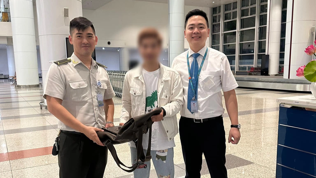 Hành khách bỏ quên 200 triệu đồng tại sân bay - 1 Hành khách bỏ quên 200 triệu đồng tại sân bay - 1