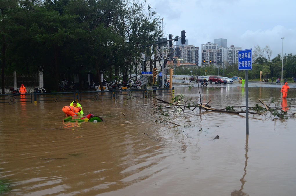 Kajiki có thể là bão mạnh nhất 40 năm đổ bộ thành phố của Trung Quốc - 2 Kajiki có thể là bão mạnh nhất 40 năm đổ bộ thành phố của Trung Quốc - 2