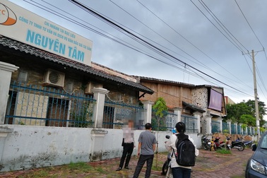 Bắt khẩn cấp 8 đối tượng tấn công dân phòng