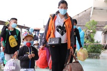 Yên Bái bất ngờ "quay xe" trong việc đón người phương xa về ăn Tết