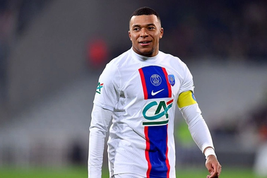 PSG mâu thuẫn vì Mbappe thăng chức, HLV trưởng lên tiếng