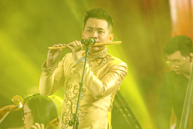 Nghệ sĩ Đinh Nhật Minh: "Hy sinh ngày Tết của mình là chuyện thường tình"