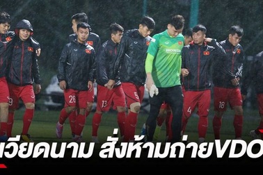 HLV Park Hang Seo ra lệnh cấm với phóng viên Thái Lan