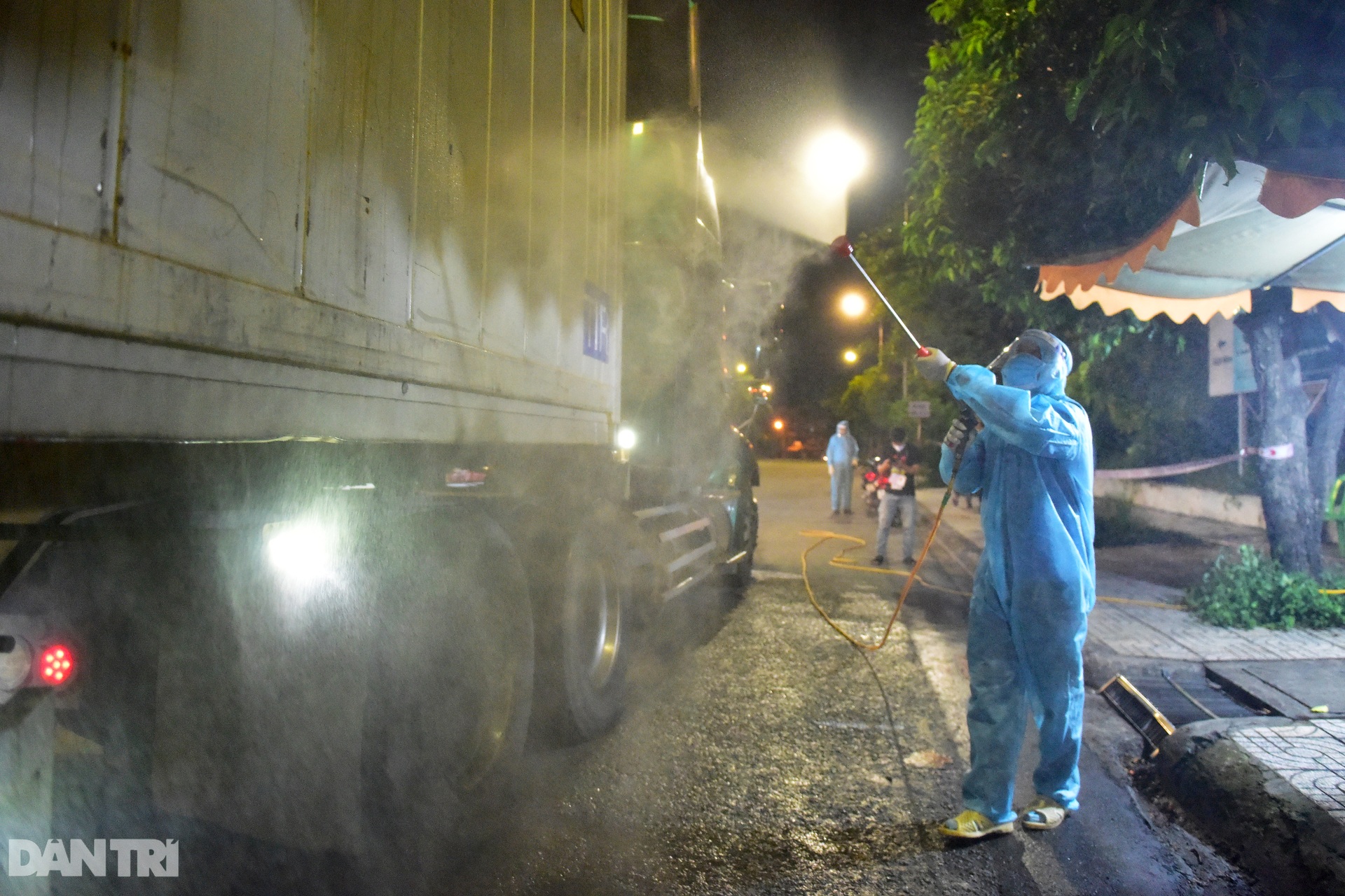 Chợ đầu mối Hóc Môn mở lại, nhiều tiểu thương than khó - 7