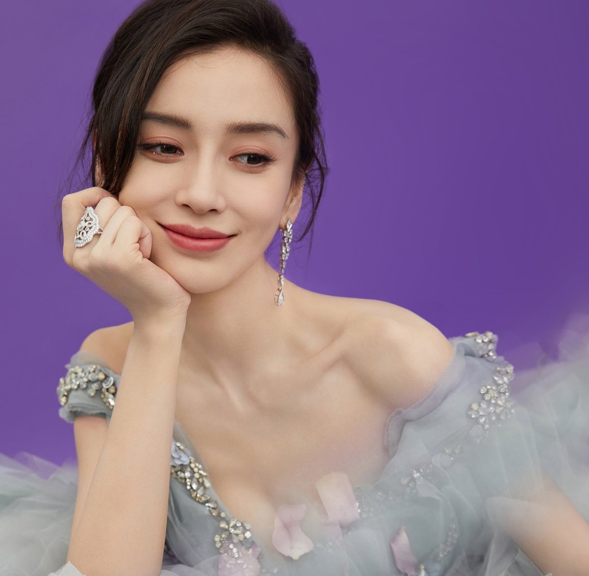 Angelababy đẹp tựa nữ thần, nỗ lực thoát mác thảm họa diễn xuất - 5 Angelababy đẹp tựa nữ thần, nỗ lực thoát mác thảm họa diễn xuất - 5