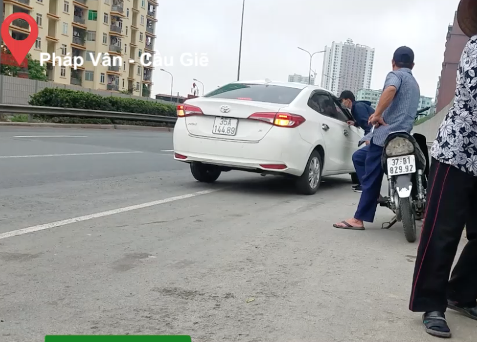 Nhộn nhịp cò dẫn mối người từ Hà Nội về quê giữa mùa dịch Covid-19 - 5 Nhộn nhịp cò dẫn mối người từ Hà Nội về quê giữa mùa dịch Covid-19 - 5