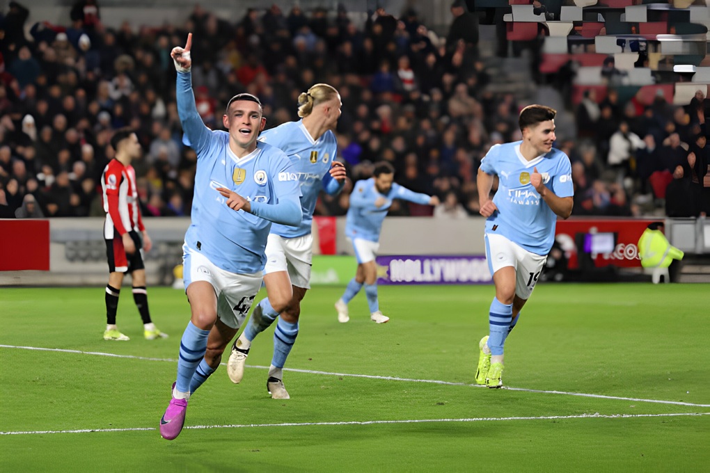 Man City áp sát Liverpool, giành lợi thế trở lại đầu bảng - 1 Man City áp sát Liverpool, giành lợi thế trở lại đầu bảng - 1