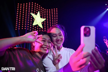 Lễ hội Sông nước TPHCM kéo dài 10 ngày, 1.000 người diễn khai mạc