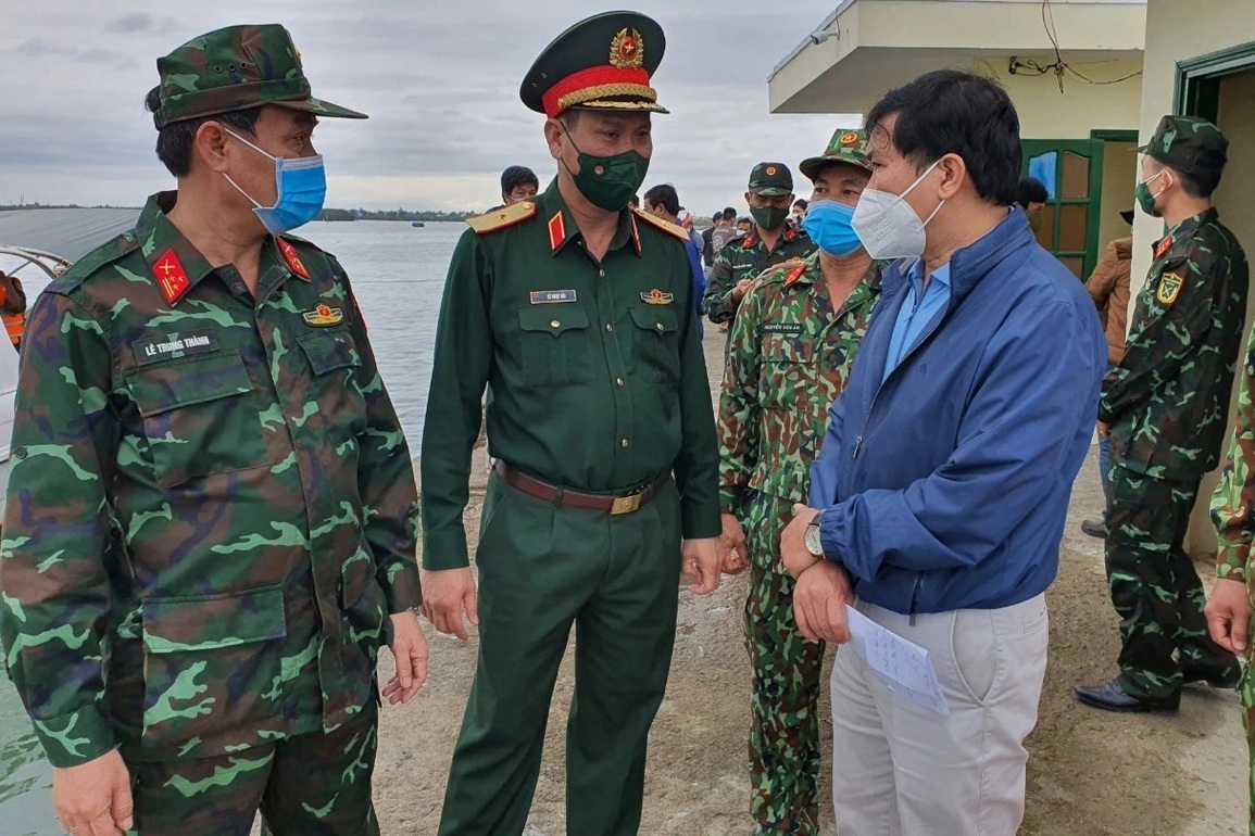 Vụ chìm ca nô ở biển Cửa Đại: 13 nạn nhân tử vong, 4 người đang mất tích - 5 Vụ chìm ca nô ở biển Cửa Đại: 13 nạn nhân tử vong, 4 người đang mất tích - 5