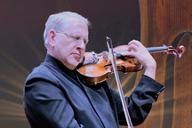 Huyền thoại Violin thế giới Shlomo Mintz đã có mặt tại Việt Nam