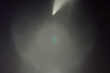 Clip "ánh sáng bí ẩn trên bầu trời đêm" gây xôn xao mạng xã hội tuần qua