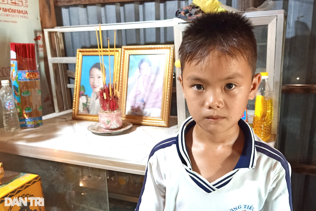 Cha mẹ mất vì Covid-19, bé 10 tuổi sống với bác trong cảnh nghèo khó - 1 Cha mẹ mất vì Covid-19, bé 10 tuổi sống với bác trong cảnh nghèo khó - 1