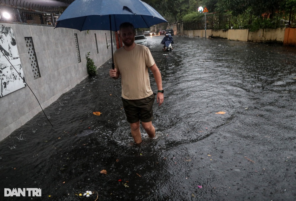 Vừa sụt lún vừa ngập nước, TPHCM phát triển không gian ngầm thế nào? - 2 Vừa sụt lún vừa ngập nước, TPHCM phát triển không gian ngầm thế nào? - 2
