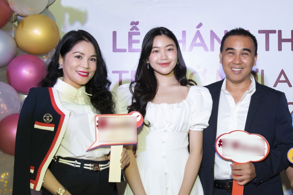 MC Quyền Linh lên tiếng khi bị nói làm màu - 3 MC Quyền Linh lên tiếng khi bị nói làm màu - 3