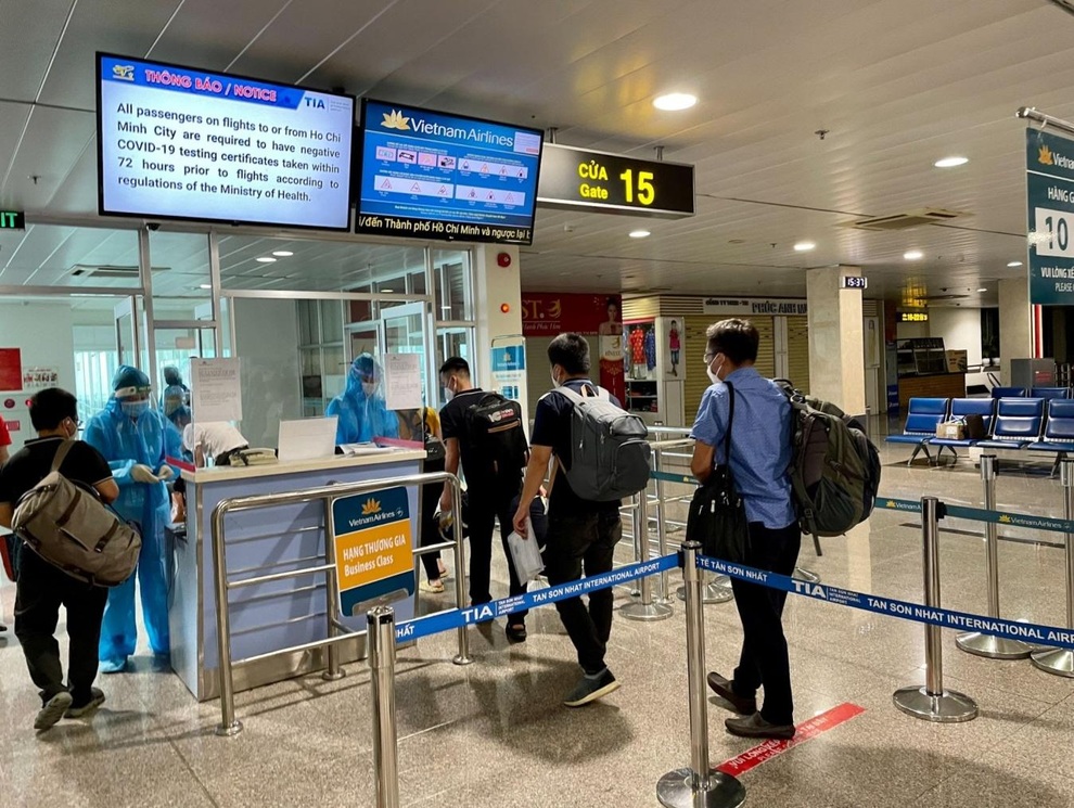 Chuyến bay miễn phí đưa đoàn bác sĩ từ TPHCM về Hà Nội - 1 Chuyến bay miễn phí đưa đoàn bác sĩ từ TPHCM về Hà Nội - 1