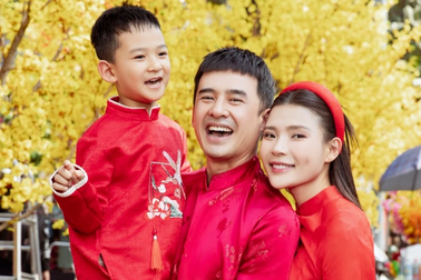 Thúy Diễm ngày càng nhuận sắc, hạnh phúc viên mãn bên Lương Thế Thành