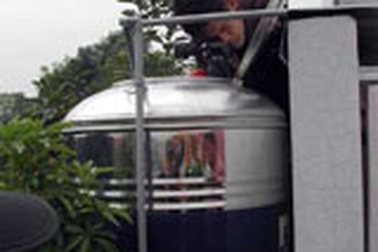 Một phụ nữ chết trong bồn nước gia đình 