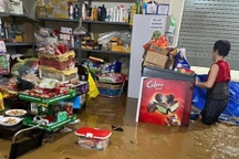 Mưa lớn tại TP Lào Cai, nhiều tuyến đường, nhà dân bị ngập lụt