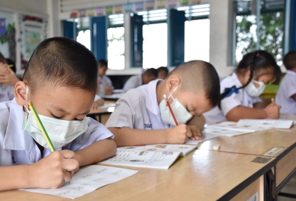 Chung tay đẩy lùi Covid-19 để học sinh đến trường khỏe mạnh - 1 Chung tay đẩy lùi Covid-19 để học sinh đến trường khỏe mạnh - 1