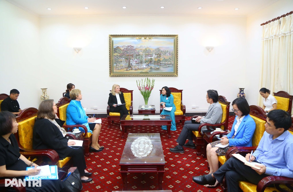 Thiếu nguồn lực điều trị cho trẻ em dân tộc thiểu số bị suy dinh dưỡng - 1 Thiếu nguồn lực điều trị cho trẻ em dân tộc thiểu số bị suy dinh dưỡng - 1