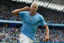 Erling Haaland lập kỷ lục ấn tượng sau chiến thắng ngược dòng của Man City