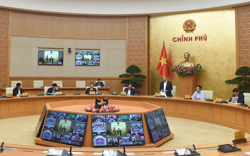 Thủ tướng: Xem xét áp dụng hộ chiếu vắc xin, mở lại đường bay quốc tế - 2 Thủ tướng: Xem xét áp dụng hộ chiếu vắc xin, mở lại đường bay quốc tế - 2