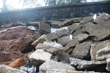 Quảng Trị "xin" Trung ương 43 tỷ đồng để sửa chữa khẩn cấp kè biển Vịnh Mốc