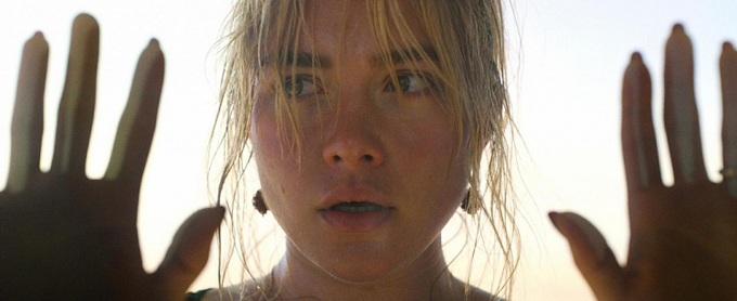 Florence Pugh trong phim Don’t Worry Darling (Em yêu, đừng sợ)