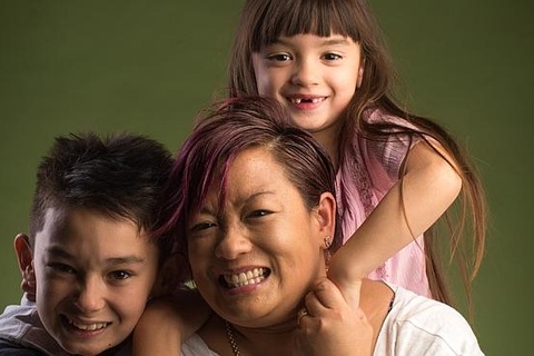 “Bé gái” đến Úc trong hộp đựng giày khắc khoải tìm lại cội nguồn Việt