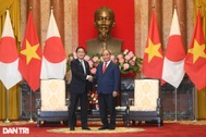 Chủ tịch nước Nguyễn Xuân Phúc tiếp Thủ tướng Nhật Bản