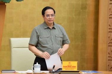 Thủ tướng sốt ruột vì một tỉnh từ "xanh rờn" thành "đỏ rực" Covid-19