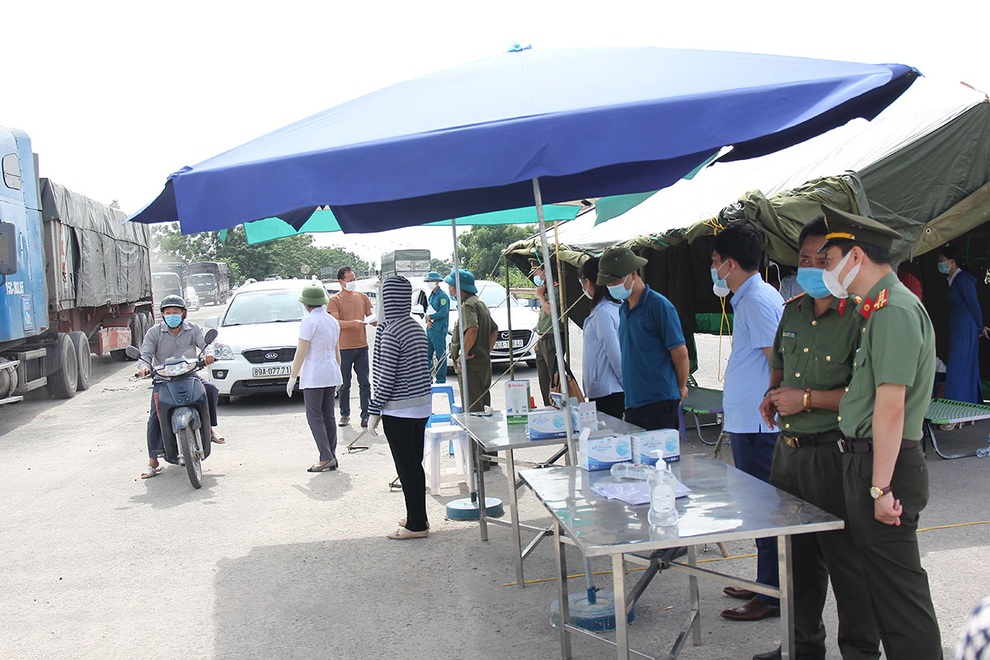 Lo ngại lọt lưới F0, Hà Nam siết chặt hoạt động vận tải - 1 Lo ngại lọt lưới F0, Hà Nam siết chặt hoạt động vận tải - 1