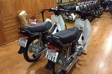 Dàn Honda Dream biển tứ quý hét giá hơn 1 tỷ đồng, đổi ngang Camry