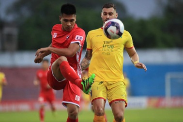 SL Nghệ An trở thành F2, V-League 2021 tạm dừng để chống dịch